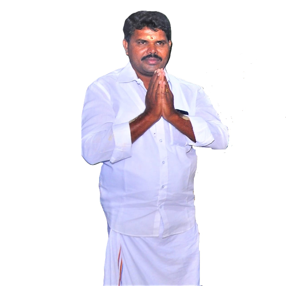 Customers booking cab service at Pudhuyugam Customers booking cab service at Pudhuyugam